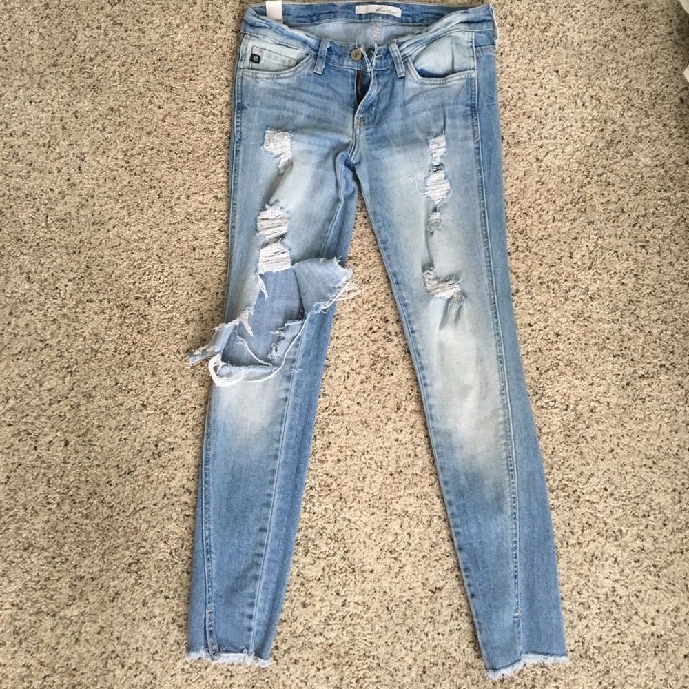 Kan Can Destroyed Skinny Jeans